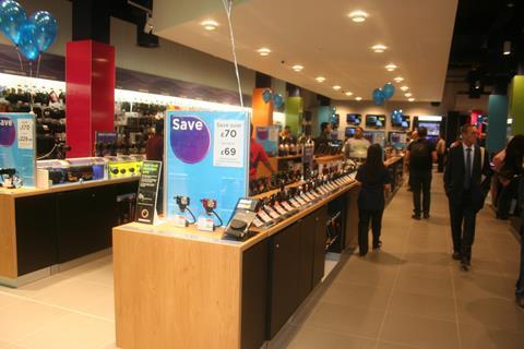Currys_PC_World_Black_Westfield_Stratford__1_